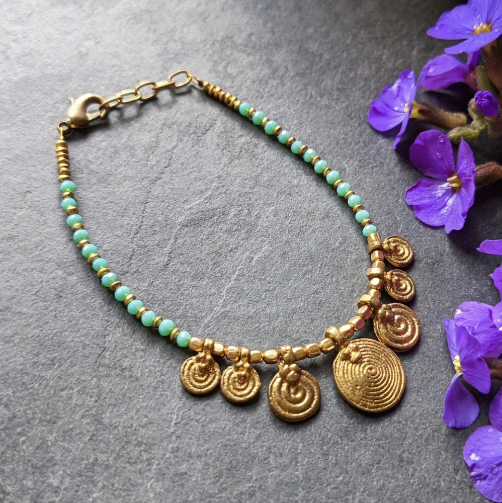 NWT Baizaar Beaded Brass Charm Bracelet